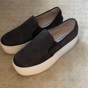 Steve Madden Bellie platform shoes